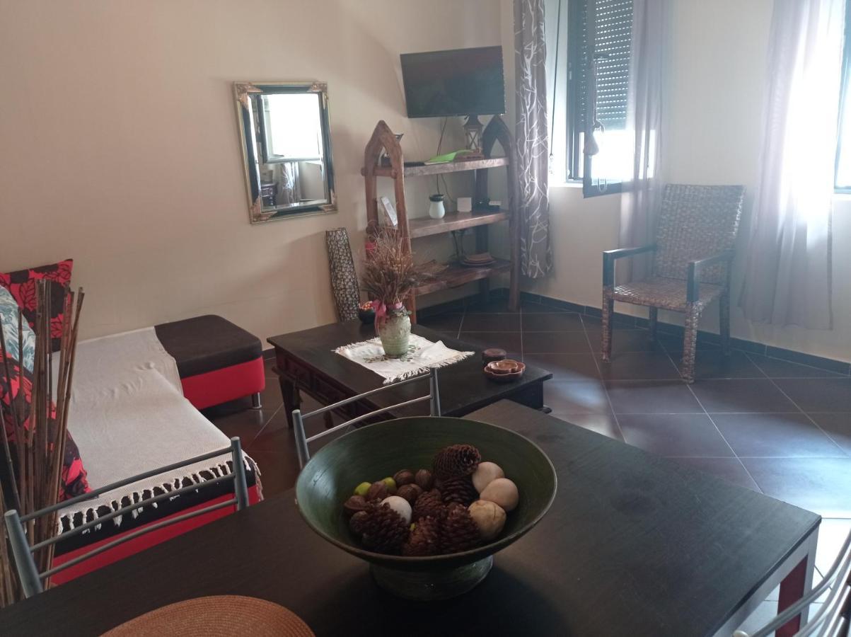Cozy Apartment Alexandros Near Aqueduct Kavála ภายนอก รูปภาพ