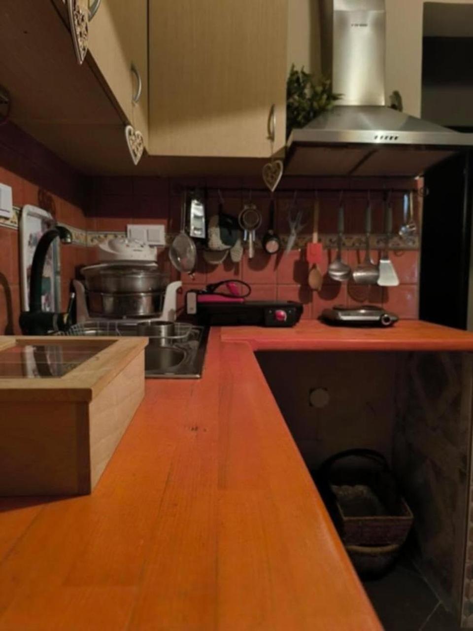 Cozy Apartment Alexandros Near Aqueduct Kavála ภายนอก รูปภาพ